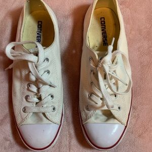 never been worn white low converse